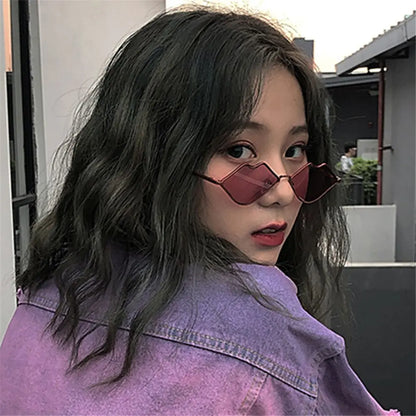 Sexiga Hot Lips Shape Solglasögon